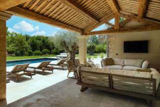 Location Mas Provence, St Rémy de Provence · Les Jardins de Stella, vue sur la piscine