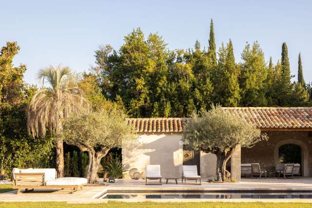 Les Jardins de Stella · Mas Saint-Rémy de Provence, jardin avec piscine